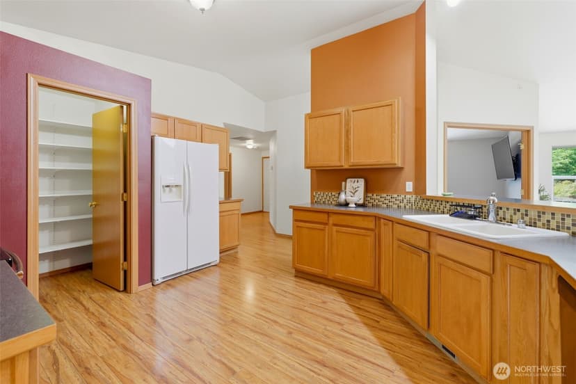 Property photo for 1570 SW Lake Flora Road, Port Orchard photo 13