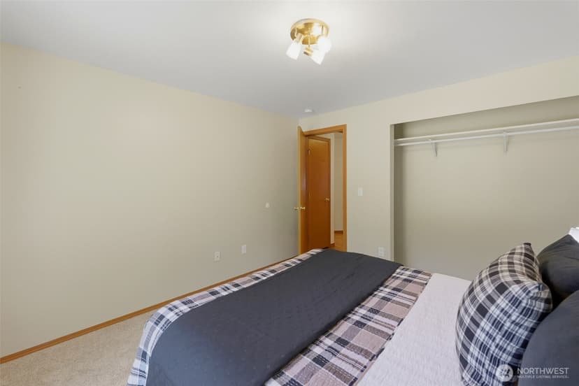 Property photo for 1570 SW Lake Flora Road, Port Orchard photo 24