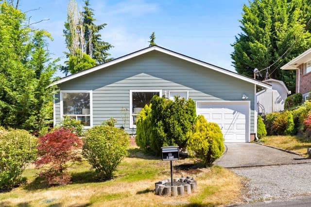 Property photo for 819 S 80th Street, Tacoma