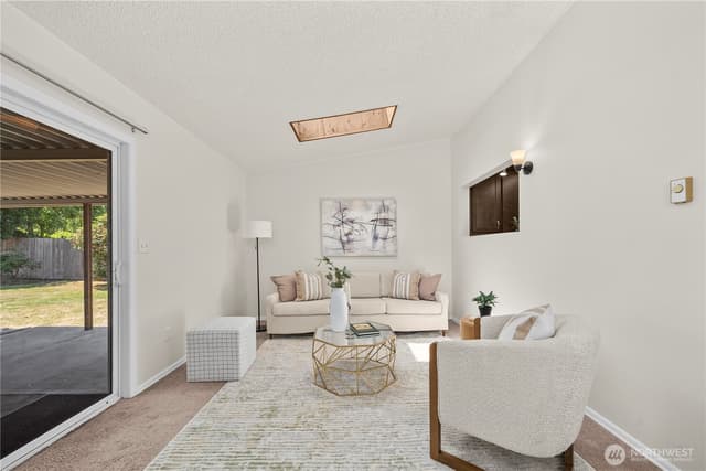 Property photo for 834 S 72nd Street, Tacoma photo 5