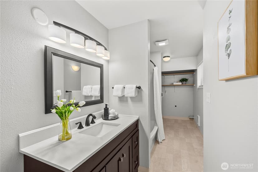 Property photo for 834 S 72nd Street, Tacoma photo 17