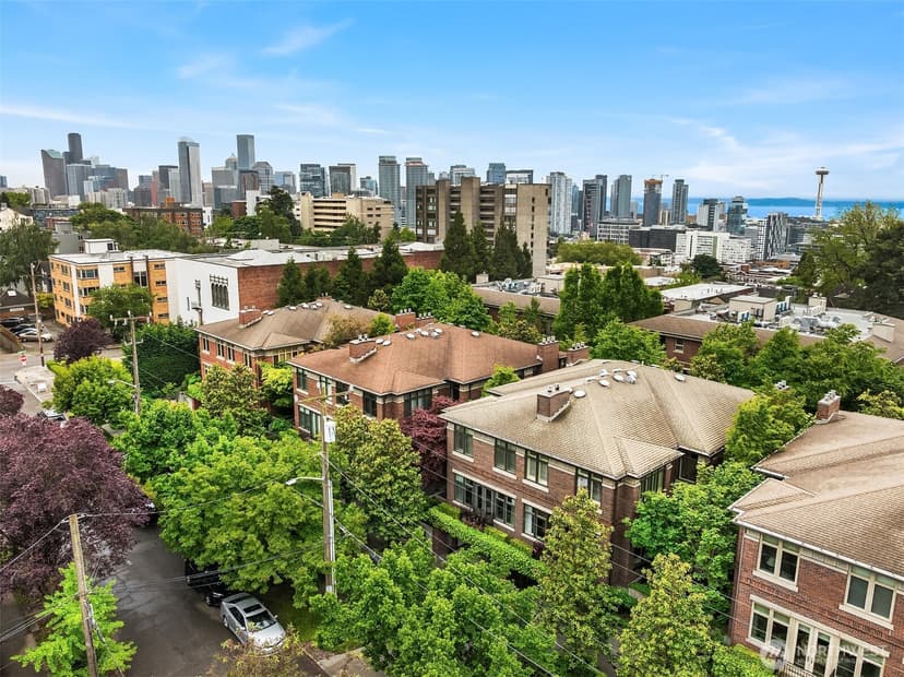 Property photo for 725 Harvard Avenue E, Seattle photo 35
