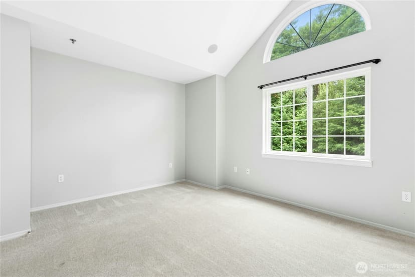 Property photo for 601 12th Avenue NW #E1, Issaquah photo 26