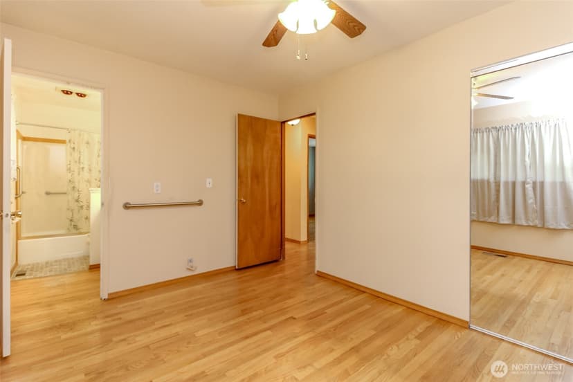 Property photo for 30208 27th Avenue S, Federal Way photo 23