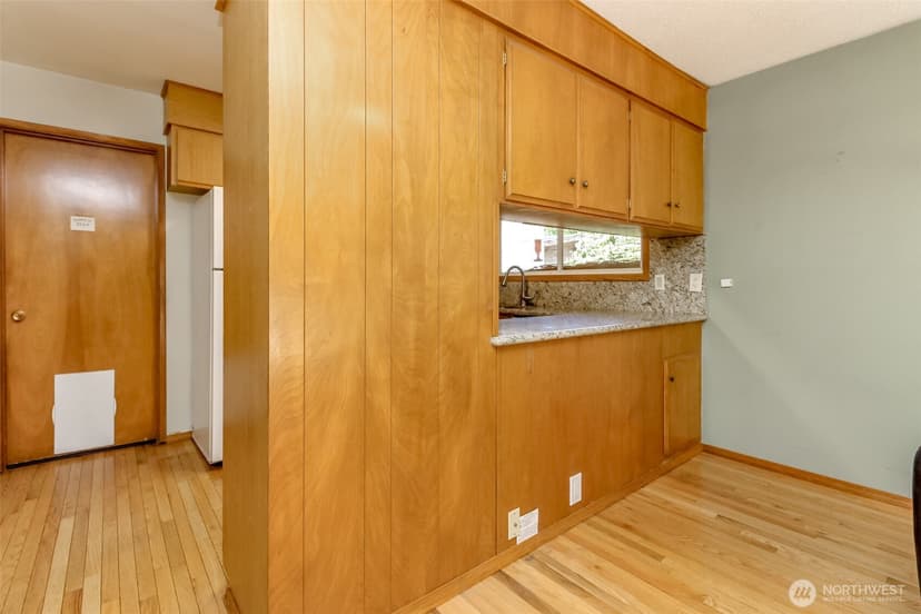 Property photo for 30208 27th Avenue S, Federal Way photo 10