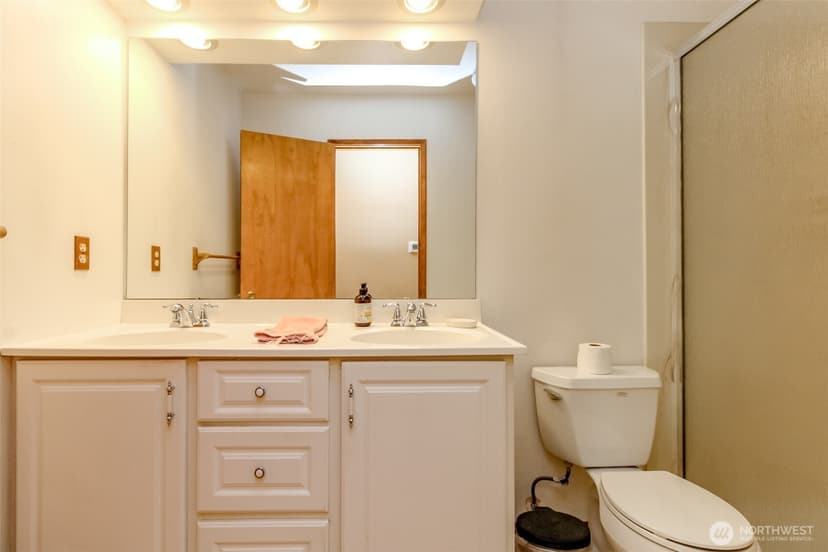 Property photo for 30208 27th Avenue S, Federal Way photo 17