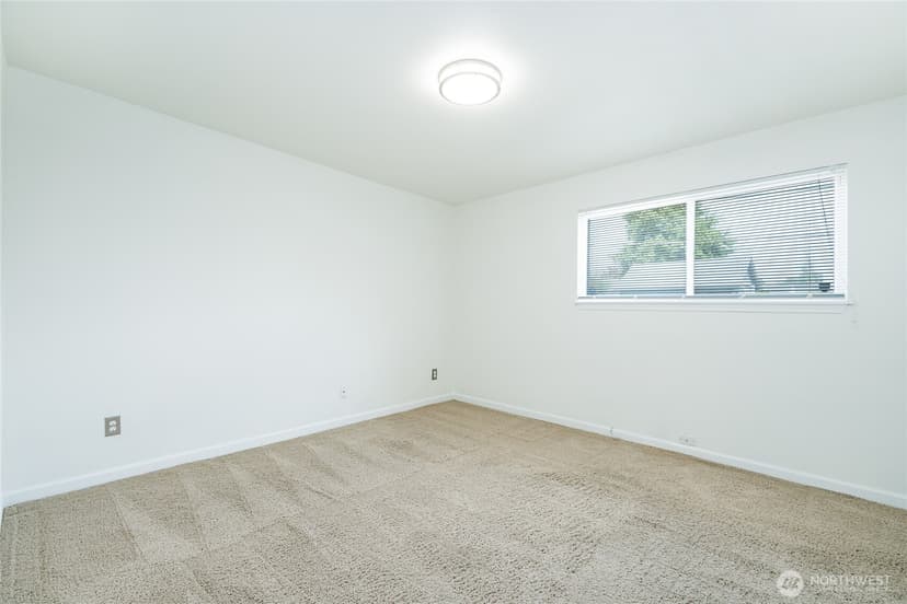 Property photo for 702 N Mullen Street, Tacoma photo 16