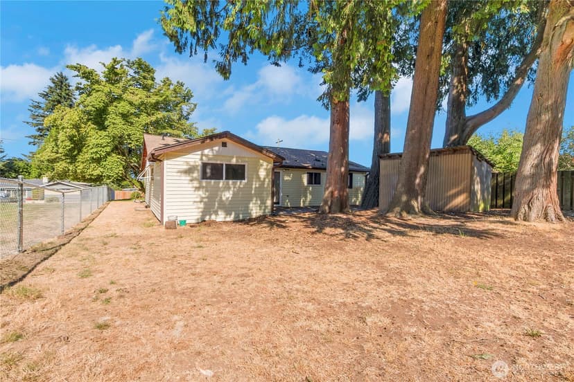Property photo for 10406 55th Avenue S, Seattle photo 24