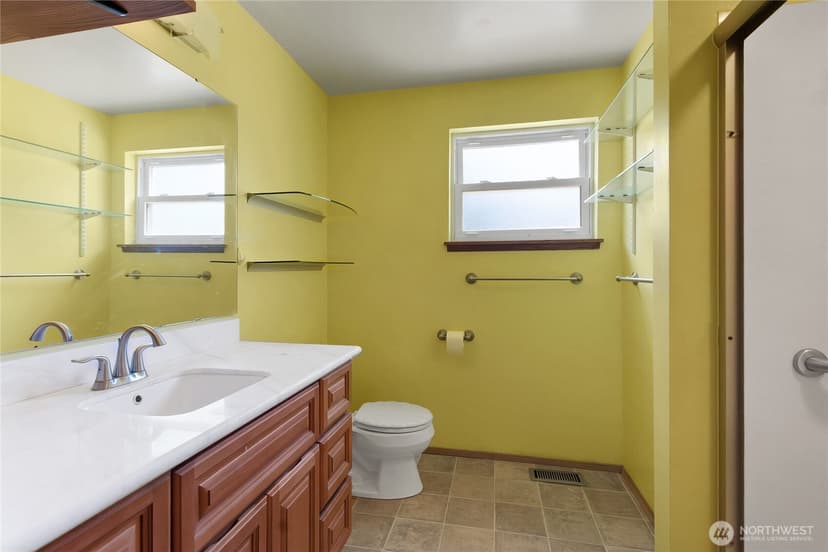 Property photo for 10406 55th Avenue S, Seattle photo 16