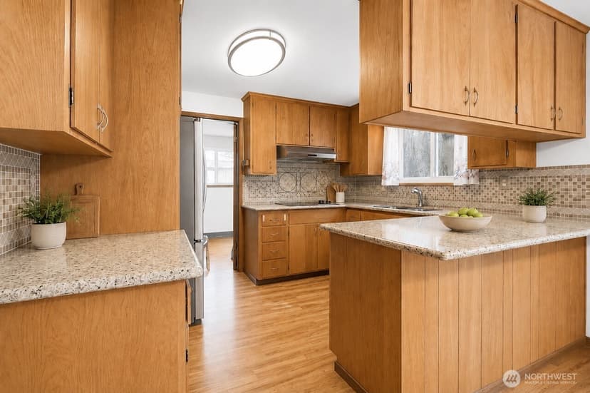 Property photo for 10406 55th Avenue S, Seattle photo 8