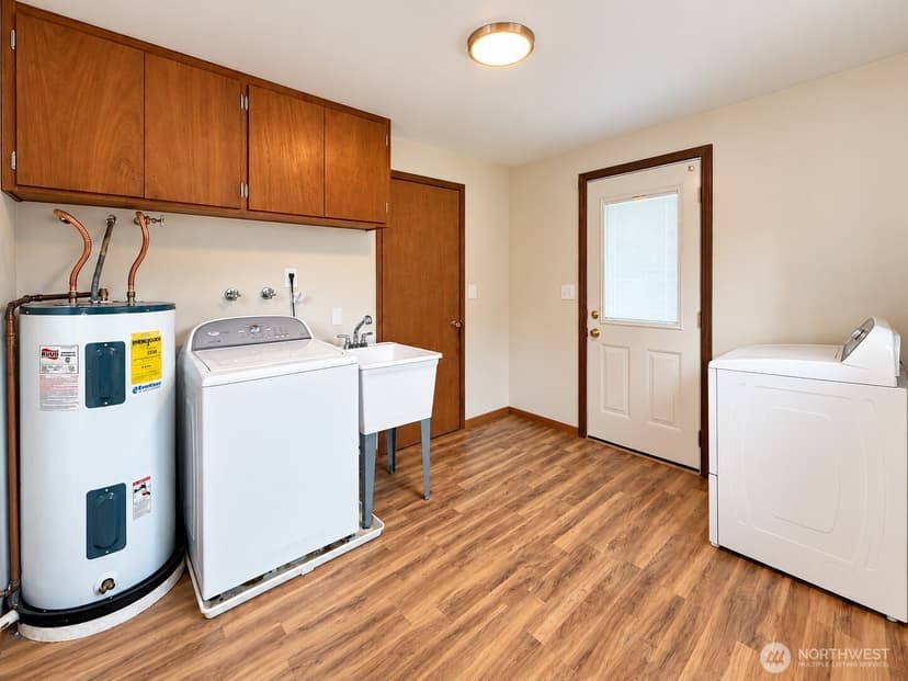 Property photo for 10406 55th Avenue S, Seattle photo 20