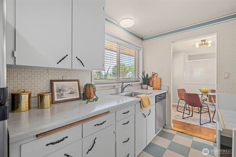 Property photo for 2306 N Shirley Street, Tacoma photo 8