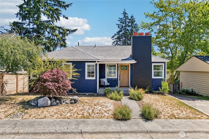 Property photo for 3310 9th Avenue W, Seattle