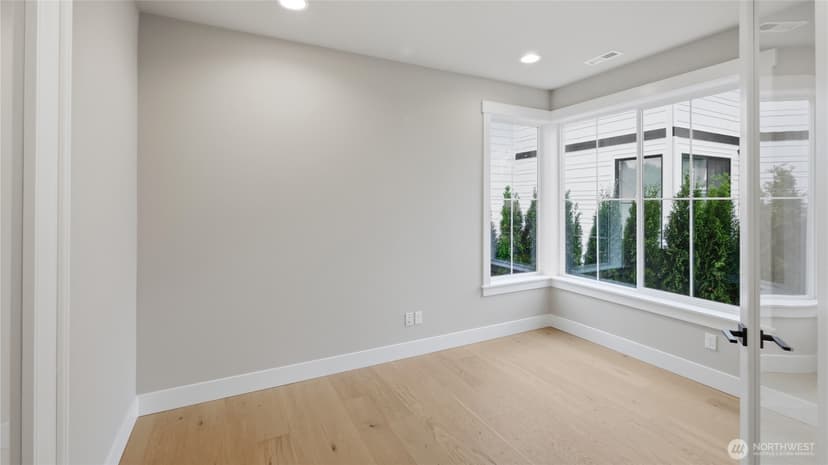 Property photo for 3519 173rd Place SW, Lynnwood photo 17