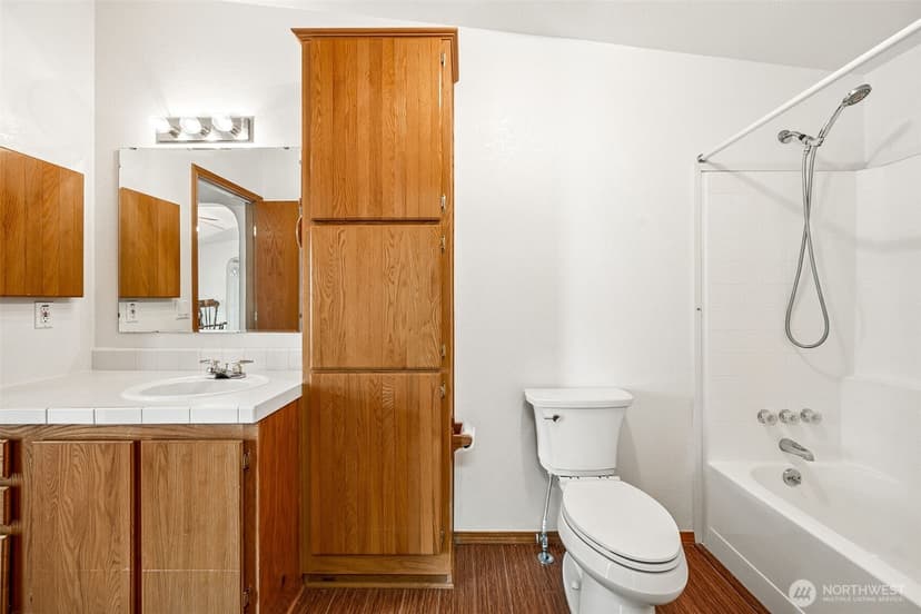 Property photo for 592 NE Saturn Lane, Bremerton photo 19