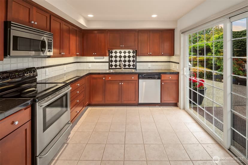 Property photo for 1311 NW 188th Street, Shoreline photo 26
