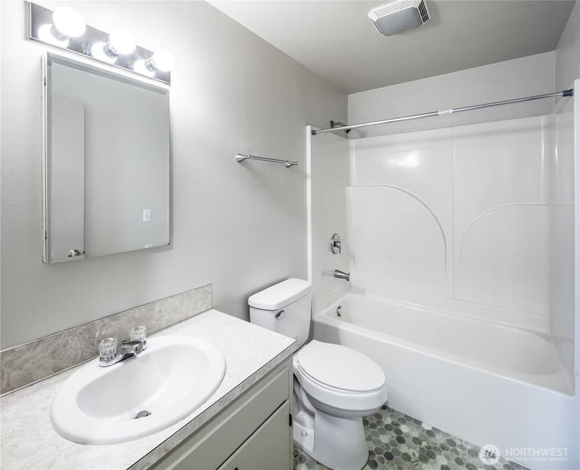 Property photo for 703 Broadway Street, Arlington photo 22