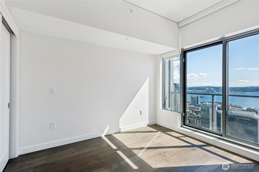 Property photo for 2510 6th Avenue #2705, Seattle photo 16