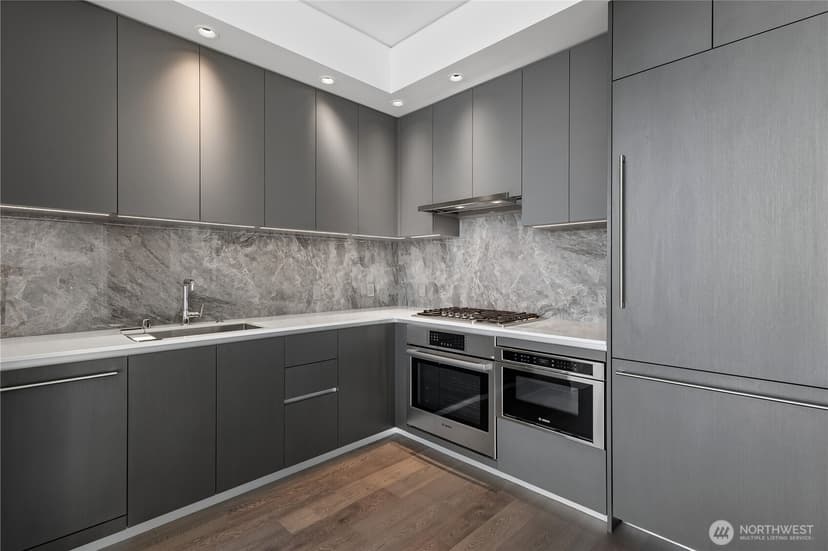 Property photo for 2510 6th Avenue #2705, Seattle photo 12