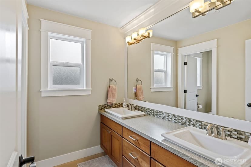 Property photo for 627 SW 185th, Normandy Park photo 32