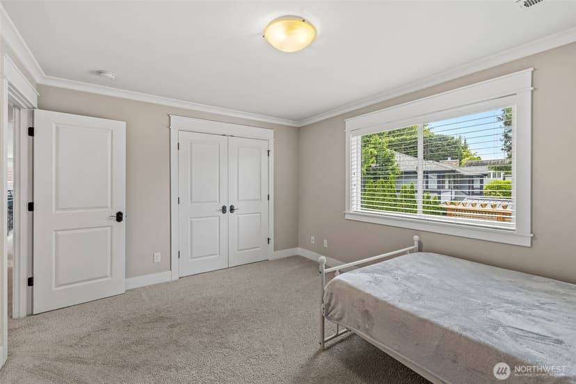 Property photo for 627 SW 185th, Normandy Park photo 33