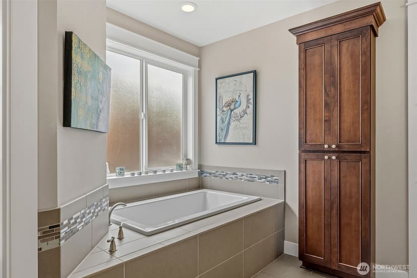 Property photo for 627 SW 185th, Normandy Park photo 18