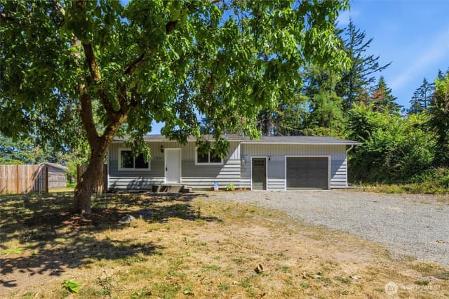 Property photo for 1041 Mitchell Avenue, Port Orchard photo 2