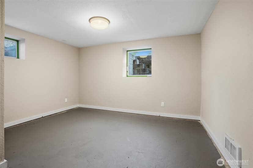 Property photo for 1041 Mitchell Avenue, Port Orchard photo 17
