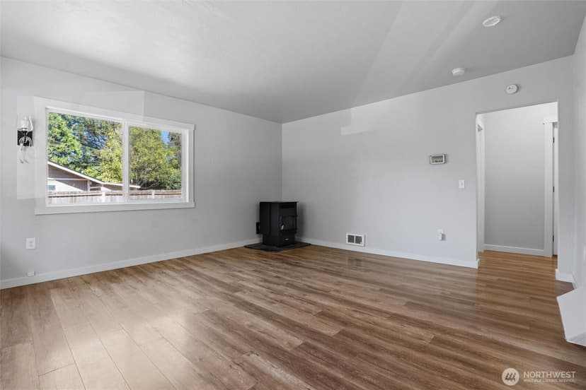 Property photo for 1041 Mitchell Avenue, Port Orchard photo 6