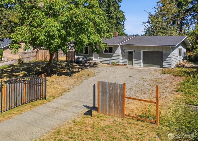 Property photo for 1041 Mitchell Avenue, Port Orchard photo 3