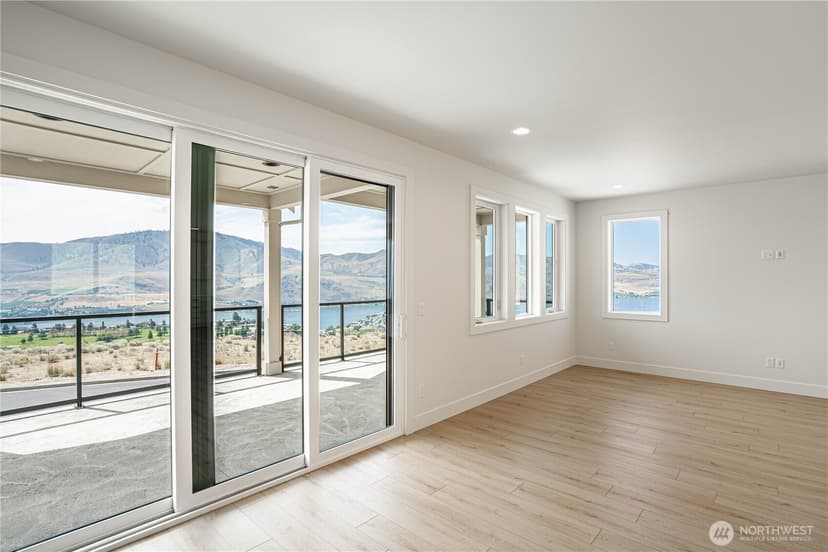 Property photo for 926 Long Drive, Chelan photo 10