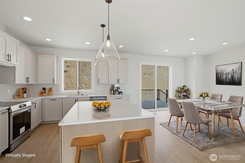 Property photo for 926 Long Drive, Chelan photo 11