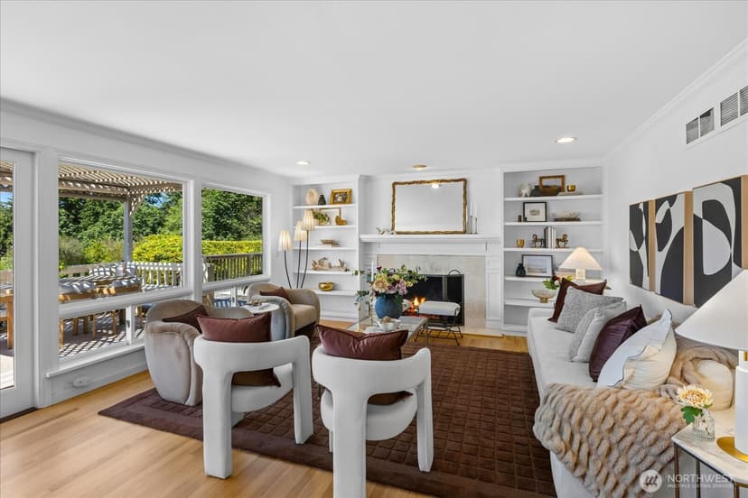 Property photo for 18241 14th Avenue NW, Shoreline photo 8