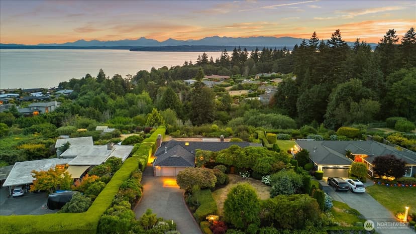 Property photo for 18241 14th Avenue NW, Shoreline photo 36