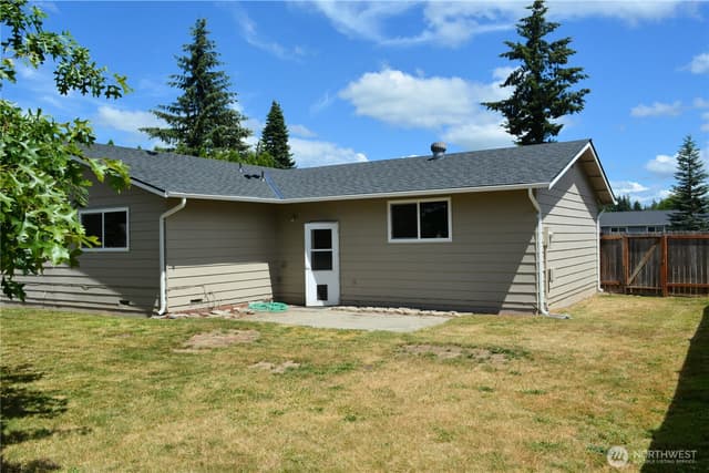 Property photo for 12518 42nd Avenue NE, Marysville photo 3
