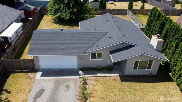 Property photo for 12518 42nd Avenue NE, Marysville photo 2