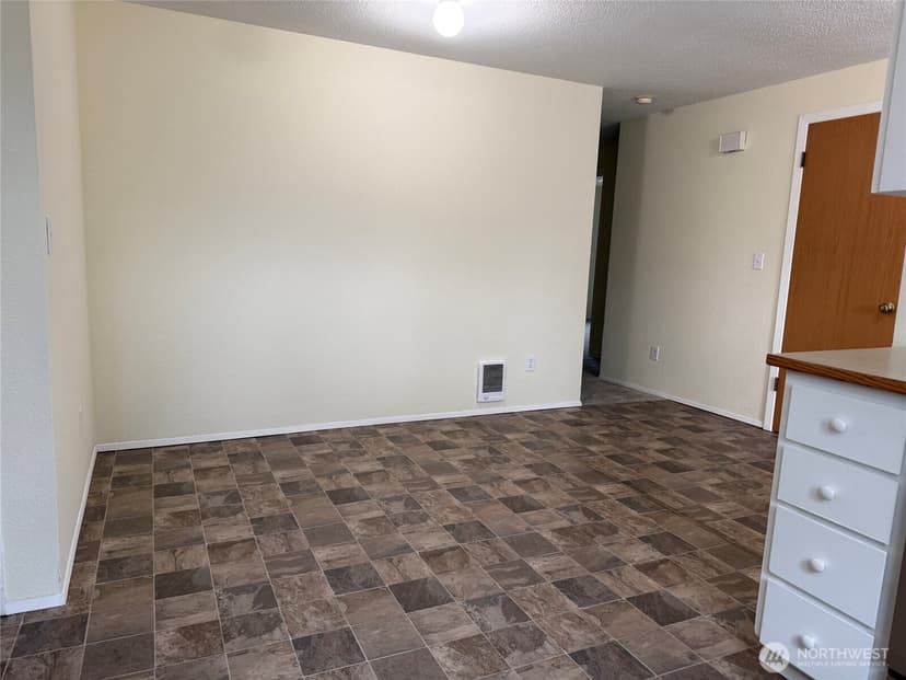 Property photo for 12518 42nd Avenue NE, Marysville photo 6