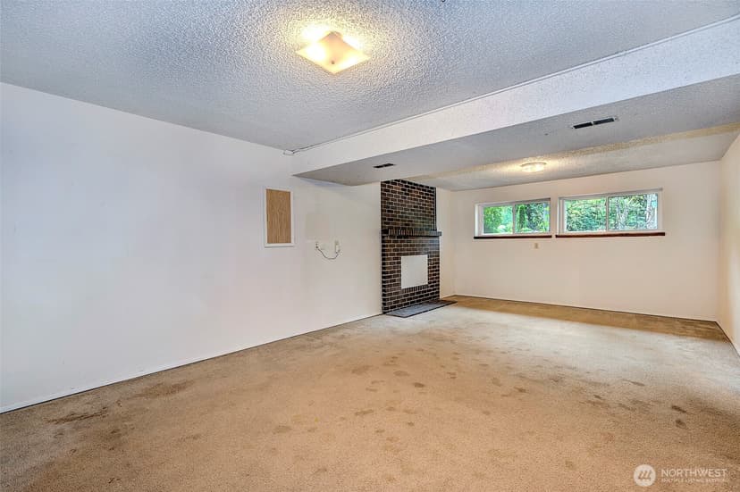 Property photo for 5927 147 Street SW, Edmonds photo 15