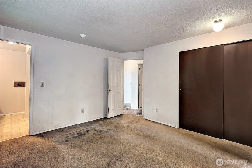 Property photo for 5927 147 Street SW, Edmonds photo 17