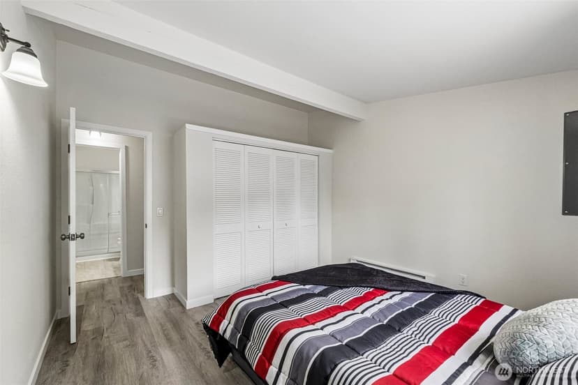 Property photo for 13039 24th Avenue S, Seattle photo 23