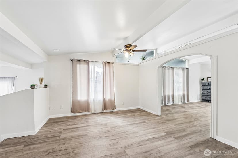 Property photo for 13039 24th Avenue S, Seattle photo 26