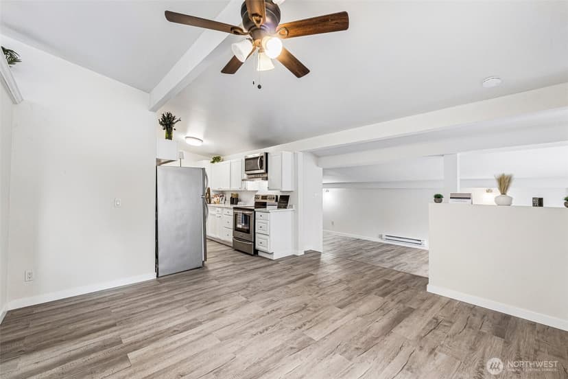 Property photo for 13039 24th Avenue S, Seattle photo 10