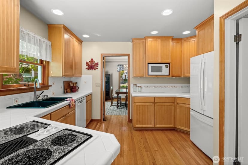 Property photo for 1805 N Union Avenue, Tacoma photo 12