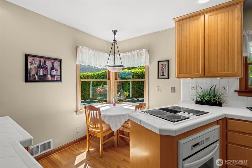 Property photo for 1805 N Union Avenue, Tacoma photo 11