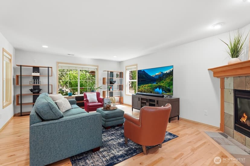 Property photo for 7021 Carmichael Avenue SE, Snoqualmie photo 16
