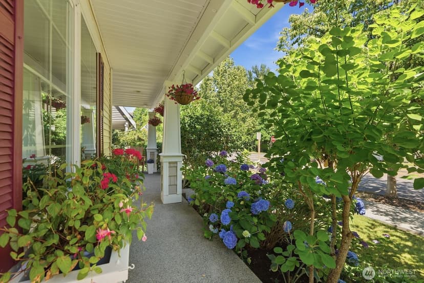 Property photo for 7021 Carmichael Avenue SE, Snoqualmie photo 13