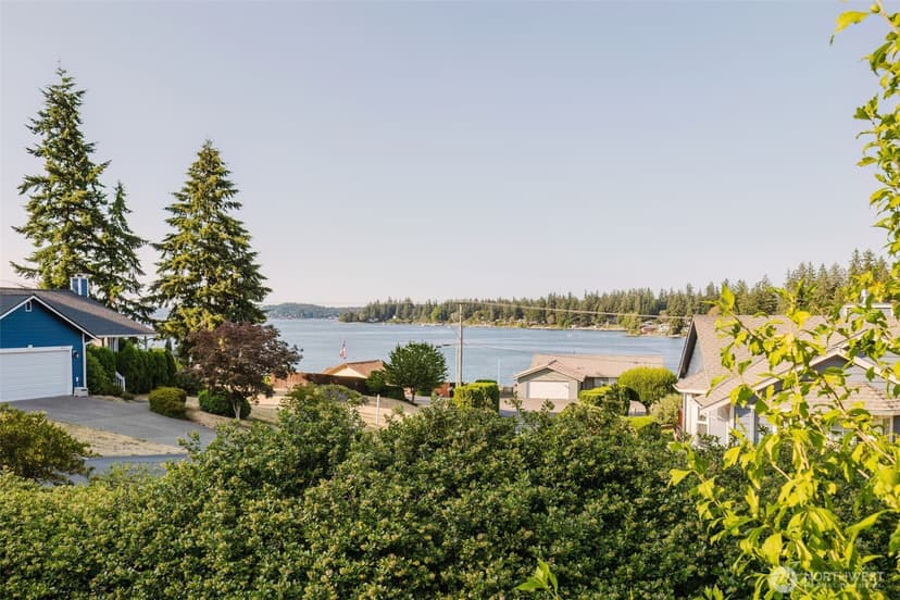 Property photo for 5305 Harbor Ridge Drive, Bremerton photo 3