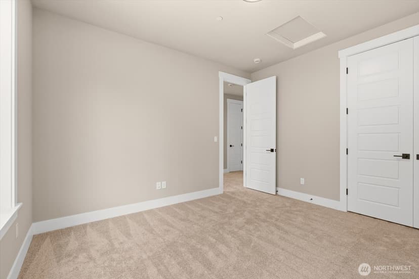 Property photo for 3504 Alaska Road, Brier photo 37
