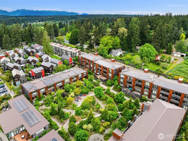 Property photo for 211 Wyatt Way NW #B204, Bainbridge Island photo 3