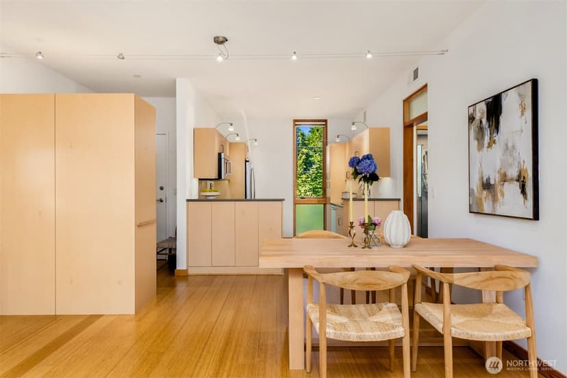 Property photo for 211 Wyatt Way NW #B204, Bainbridge Island photo 13